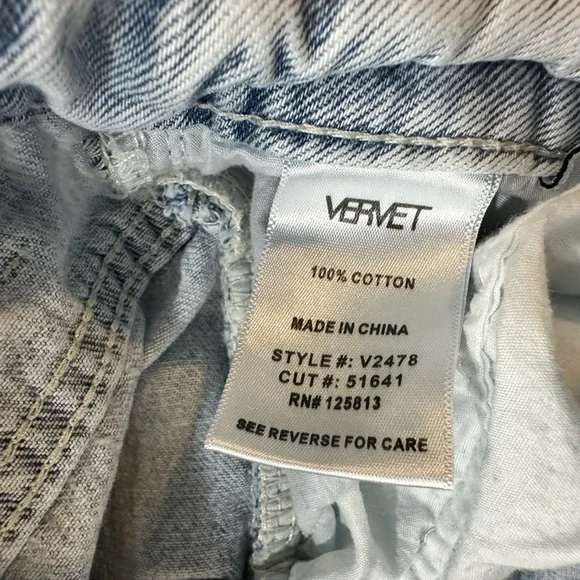 Altar’d State Light Wash Wide Leg Distressed Jeans - Picture 5 of 9